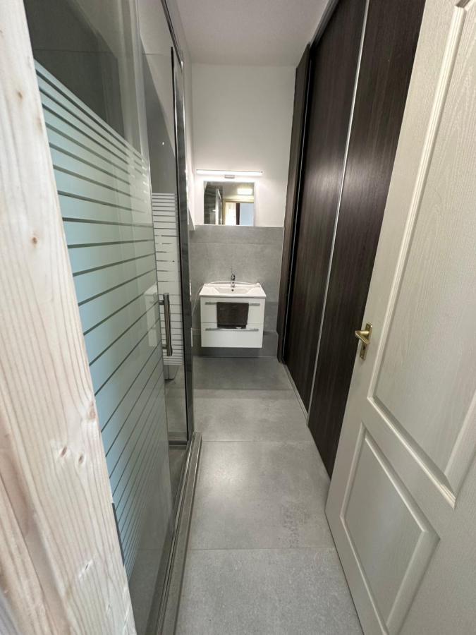 Beregi Apartman Tiszaujvaros Exterior photo