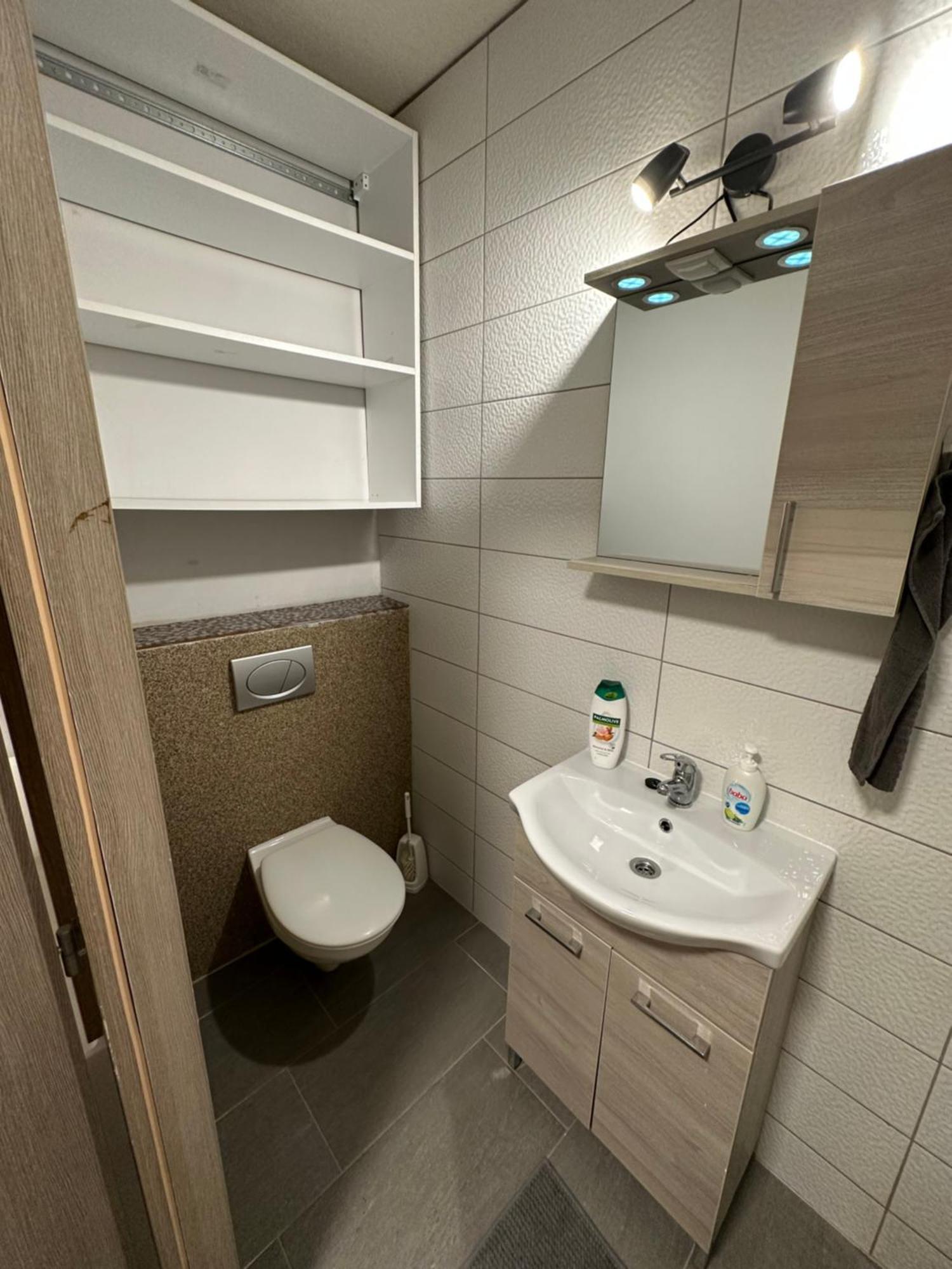 Beregi Apartman Tiszaujvaros Exterior photo